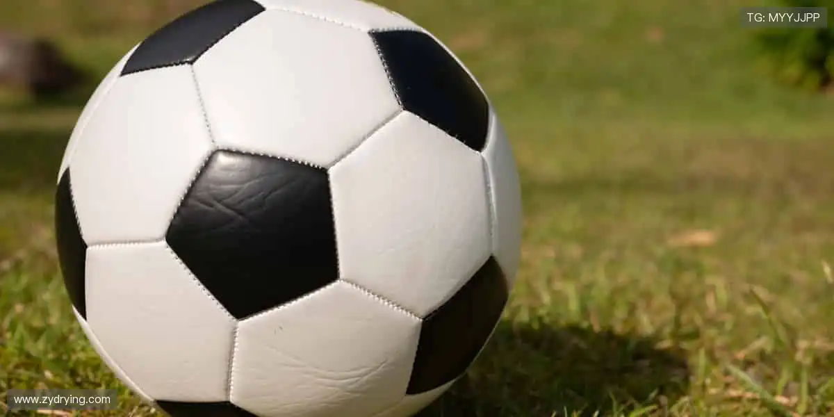 👕球迷专属，个性定制！每一件周边，都是热爱的勋章🎁